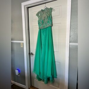 Rachel Allan White Logo Hang Tag